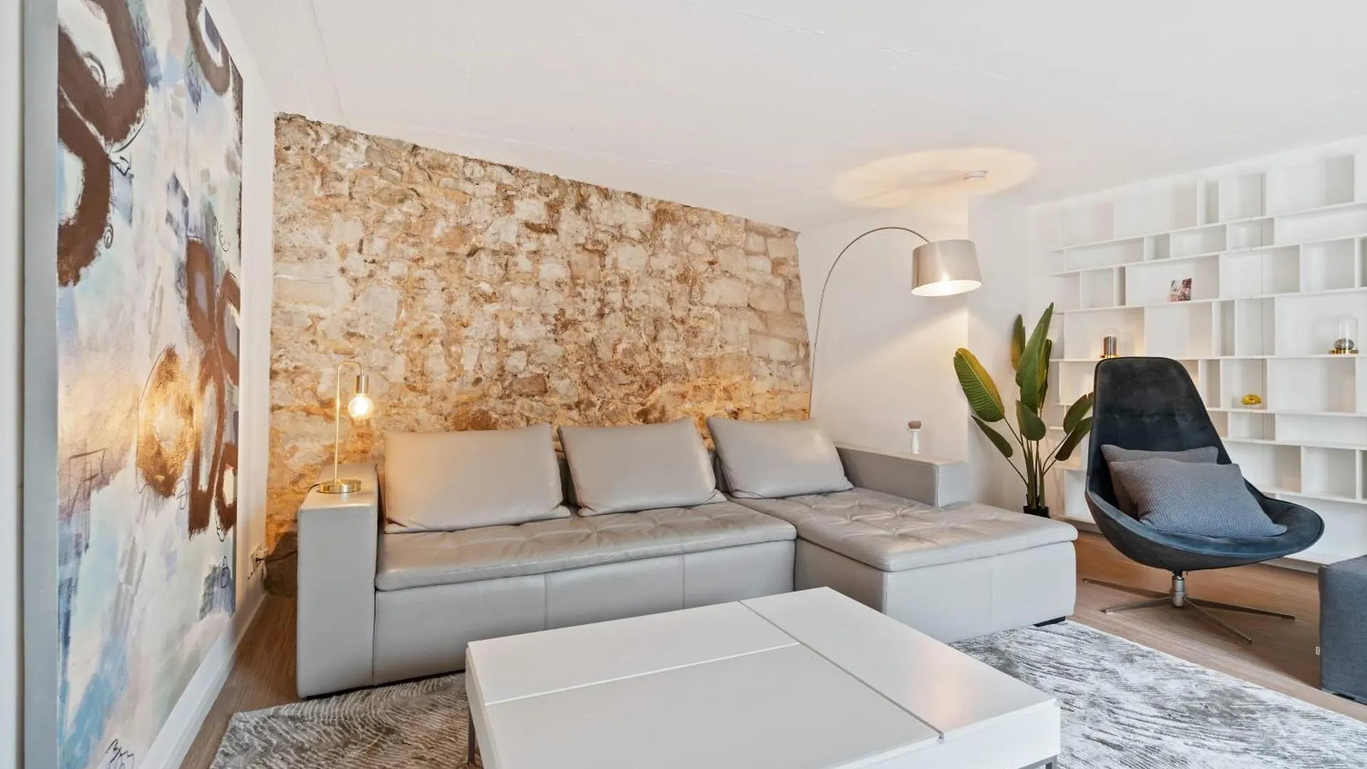 Modern 1Br Apartment In Unesco Grund, Luxemburg 0*,  Luxemburg